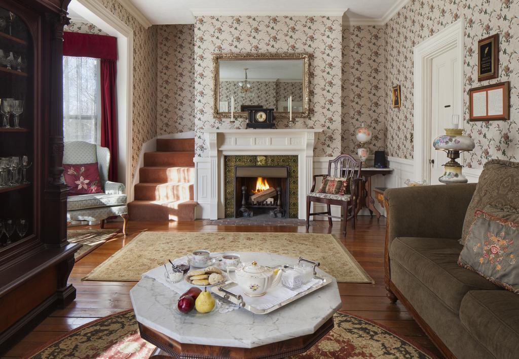 Isaiah Jones Homestead Bed And Breakfast Sandwich Εξωτερικό φωτογραφία